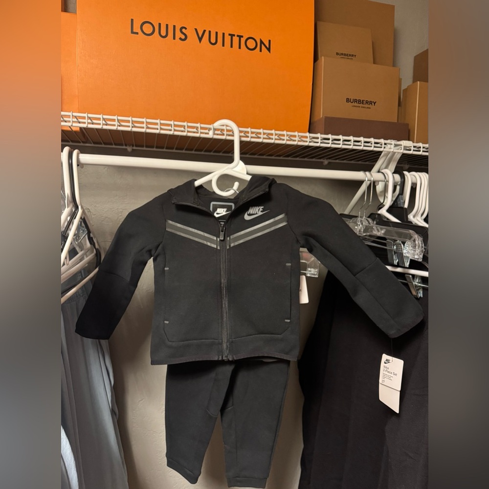 Nike Tech Black Toddler Hoodie Set